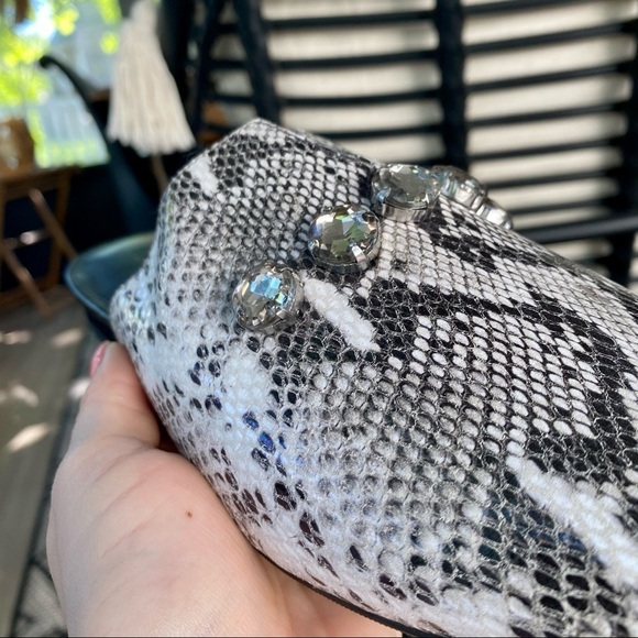 LOGO Lori Goldstein Snake Print Leather Mules | NWOT | Size 9M - Picture 5 of 8